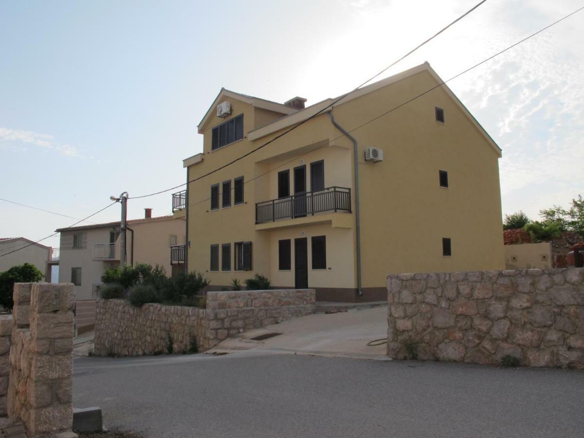 Apartmani Stille Karlobag Exteriér fotografie